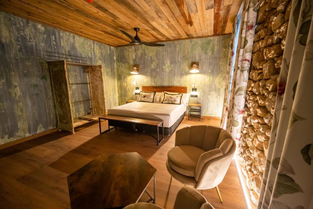 Hotel Somnifabrik Valderrobres Exteriér fotografie