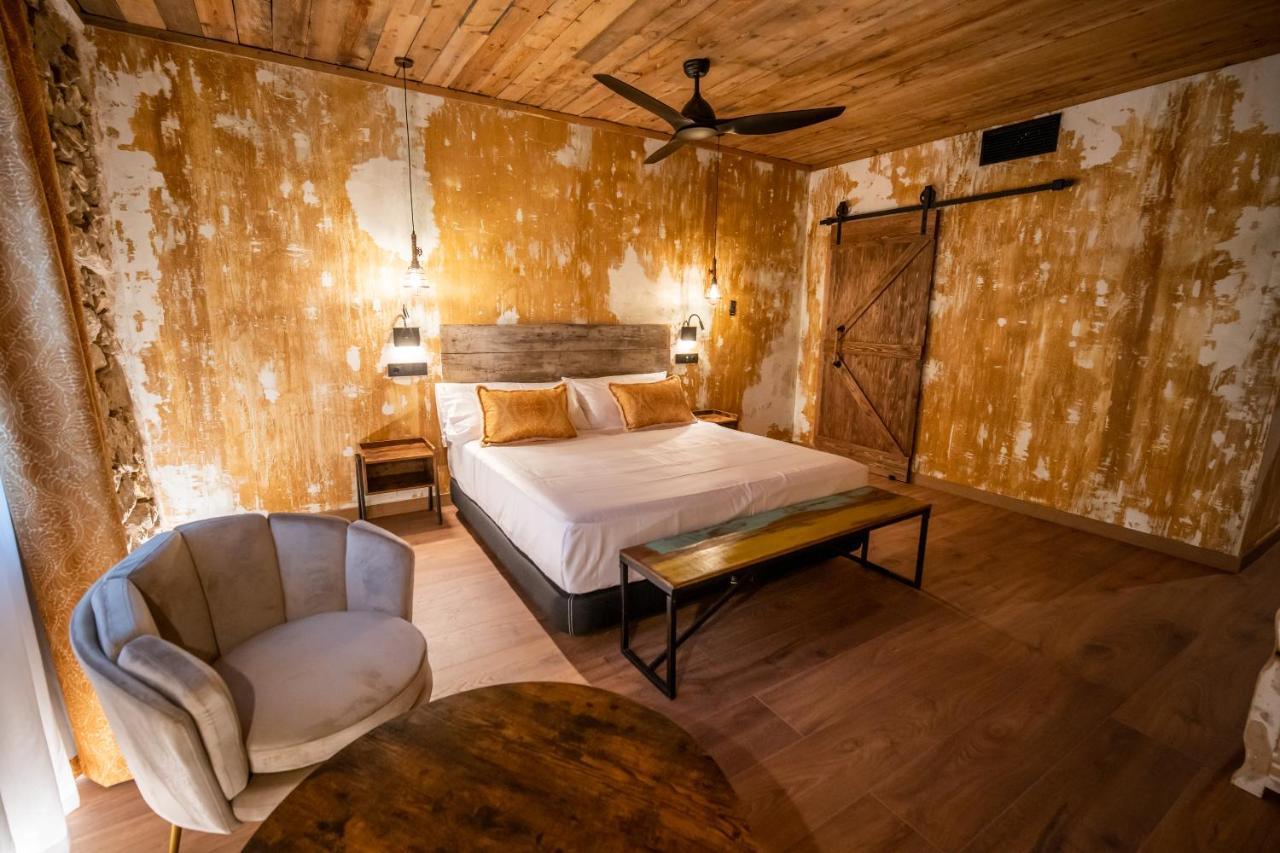 Hotel Somnifabrik Valderrobres Exteriér fotografie